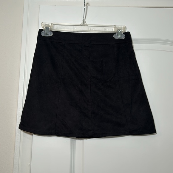 Black Mini Skirt Size Small Faux Suede Button Down - Picture 4 of 6
